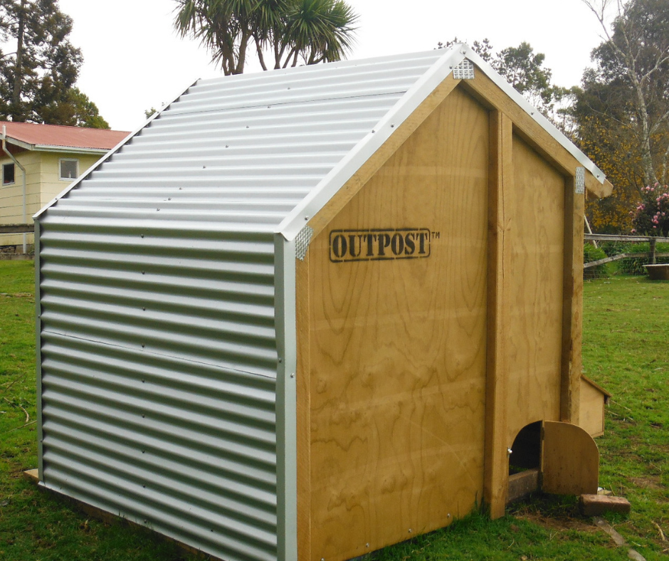 2 Bay Chicken Coop
