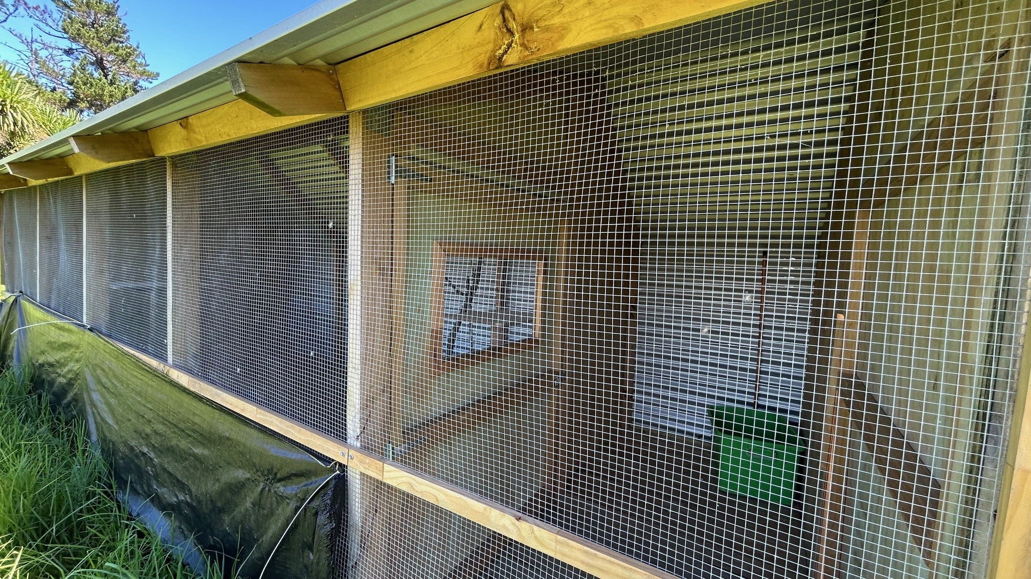 Large Bird Aviary - Outpost Kitset Buildings