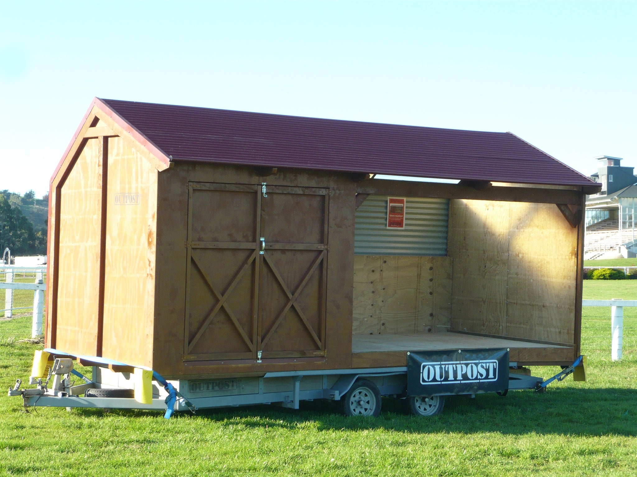 Pony Shelter with double tackroom